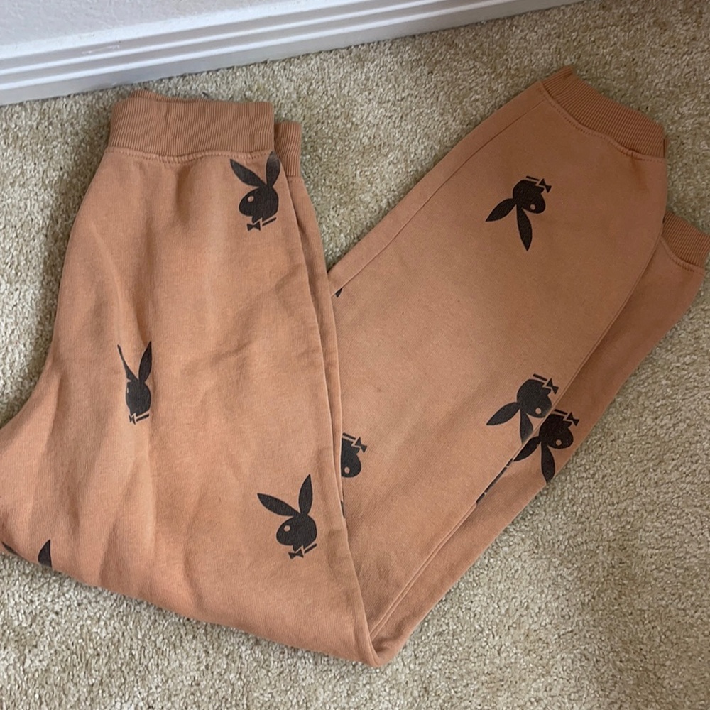 PLAYBOY SWEATS ✨